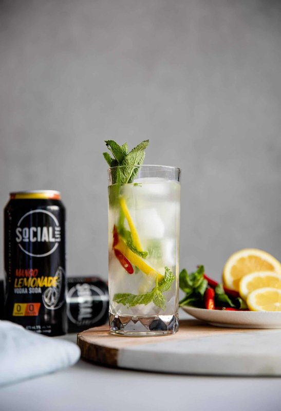 SoCIAL LITE Mango Lemonade
