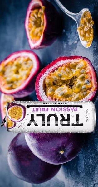 Henry's Hard Sparkling Passion Fruit